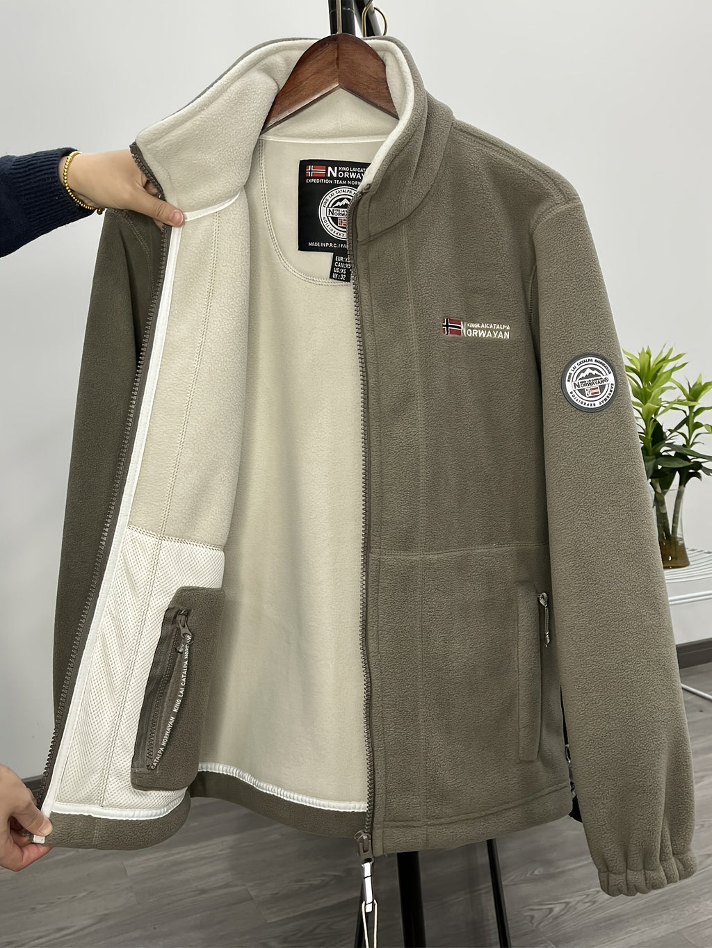 Fleece jacket high collar outdoor in navy, red, khaki, grey and black, additional image.
