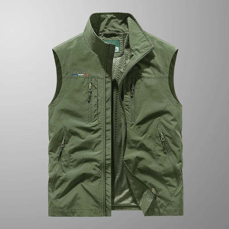 Bodywarmer vest with zip pockets worn on a city walk