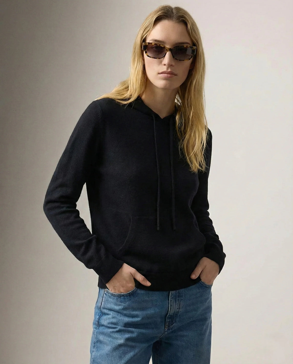 Relaxed Hooded Pullover Knit