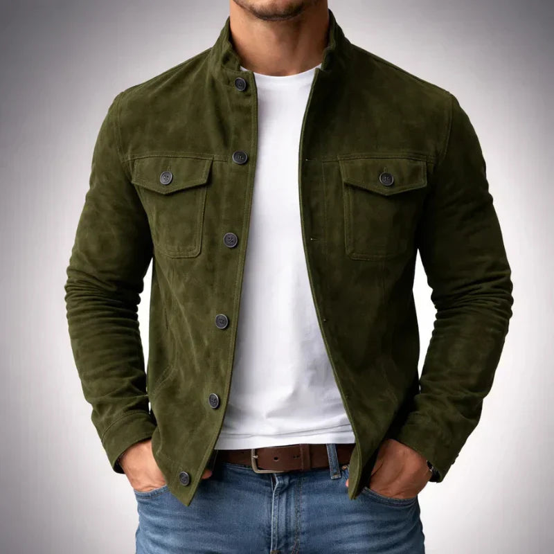 Elegant structured tailored jacket in green.