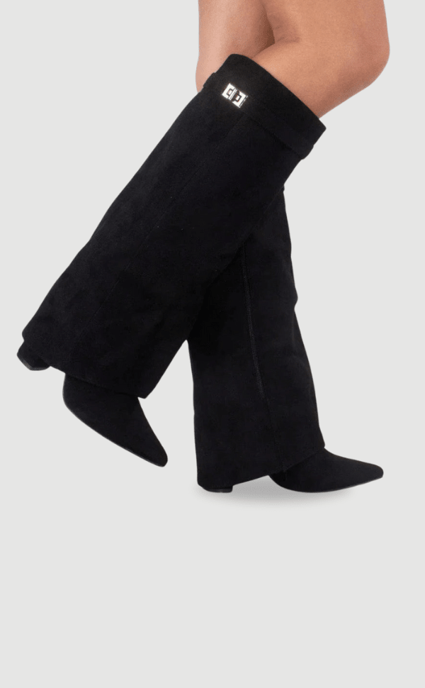 Elegant Boots With Suede-Look