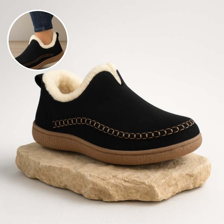 Orthopedic fleece shoes in black with insulated lining and anti-slip sole
