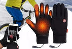 Heated touchscreen gloves in black, detail view of the touchscreen-compatible fingertips