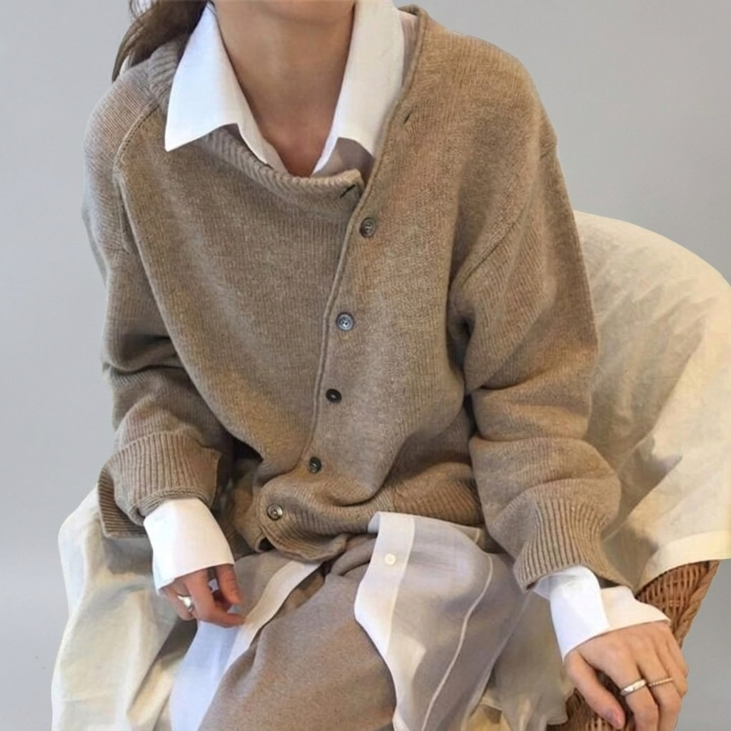 Soft and Warm Cashmere Sweater for Autumn