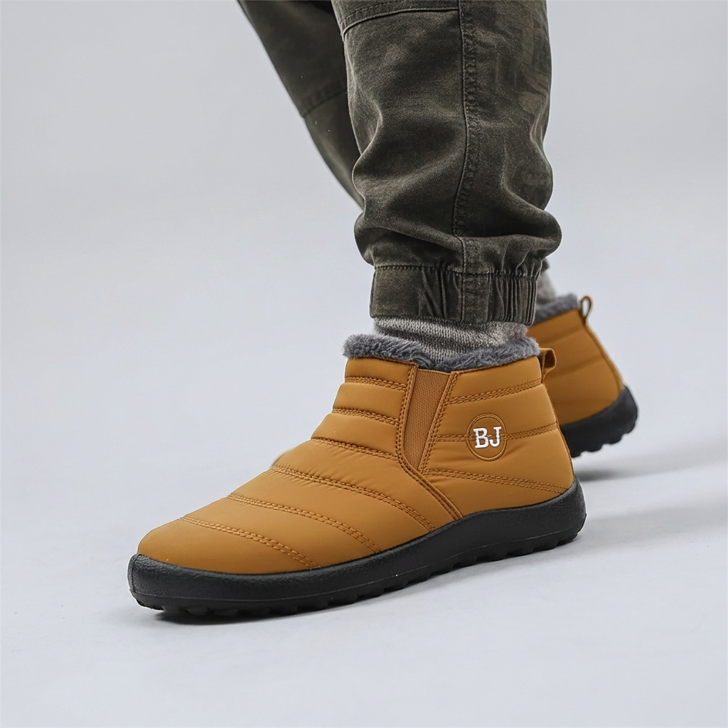 Rugged-Grip Ankle Boots Insulated