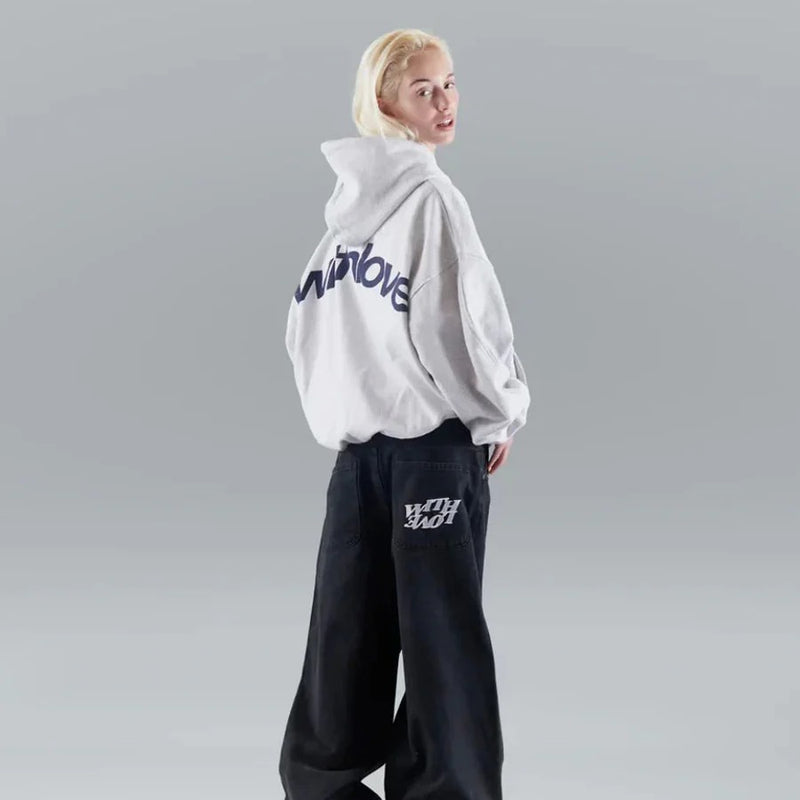 Oversized hoodie contrast front print close-up