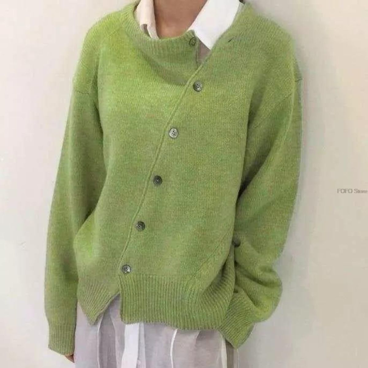Soft knit sweater in green, breathable pullover with a relaxed modern fit.