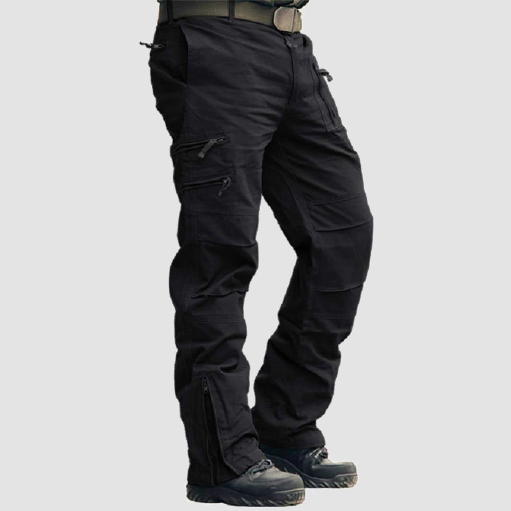 Tactical cargo pants in black ripstop with 9 pockets