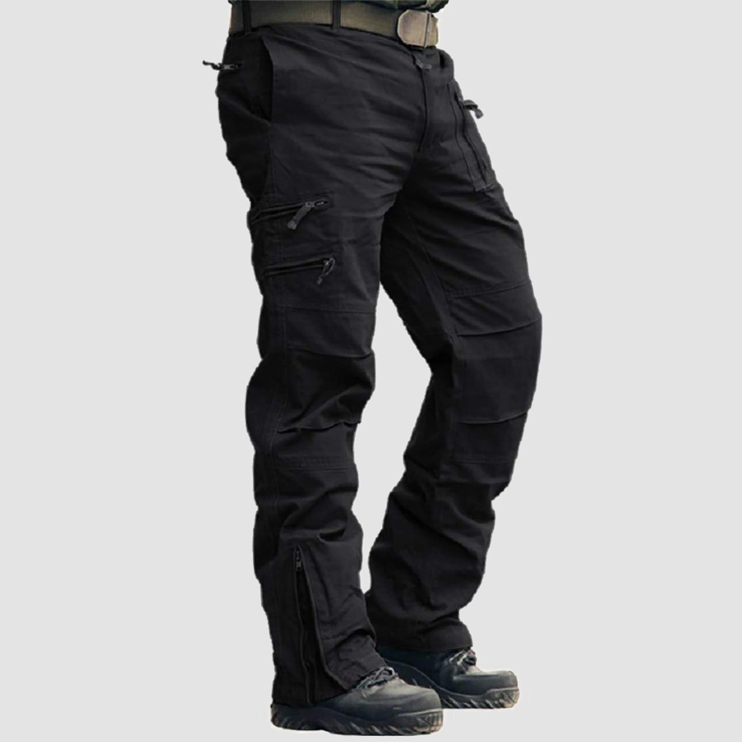 Tactical cargo pants in black ripstop with 9 pockets