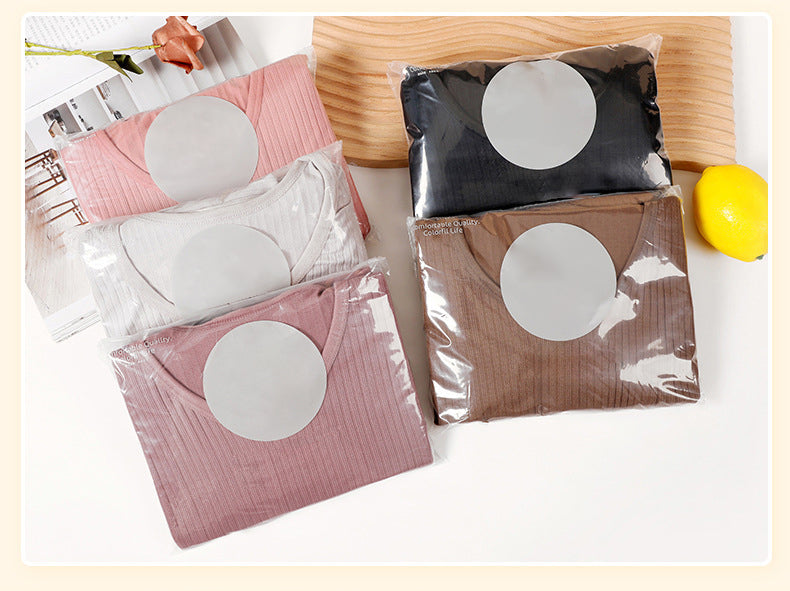 Thermal base-layer set detail