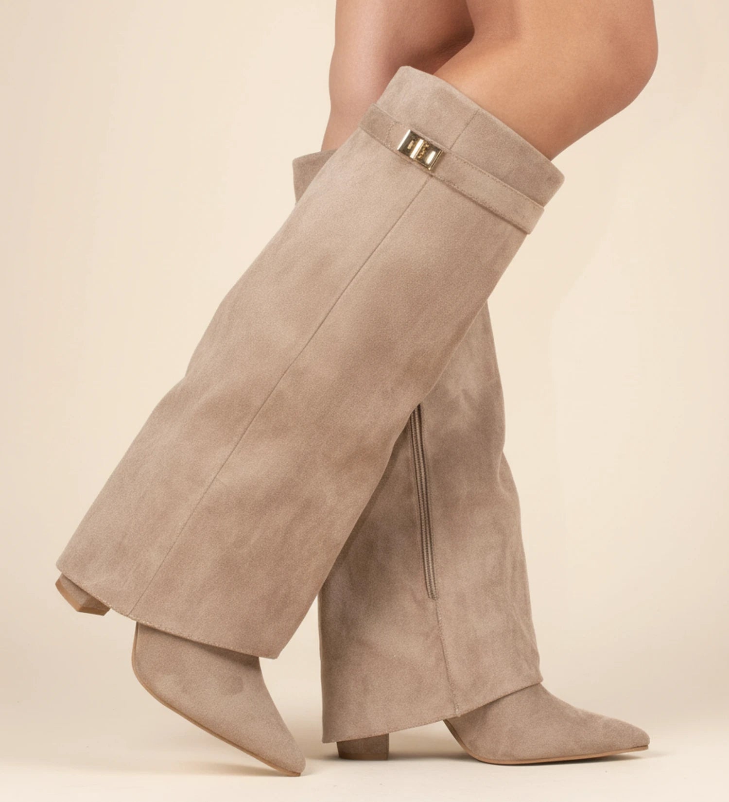 Pointed-Toe Boots Slouch Knee-High